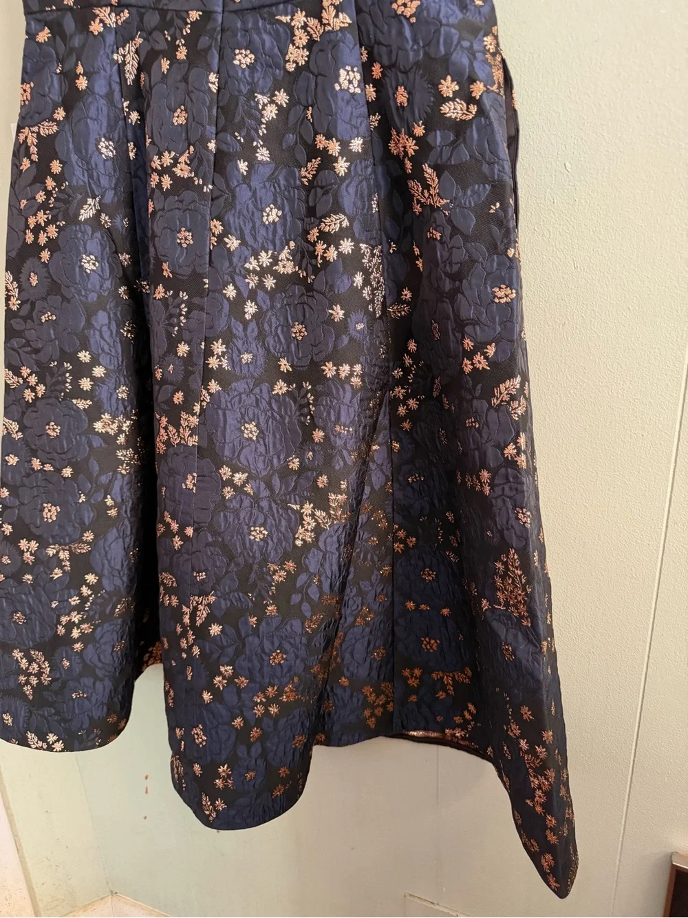 kate spade Navy and Metallic Gold Floral Fit-and-Flare Dress PTP 21 inches L36